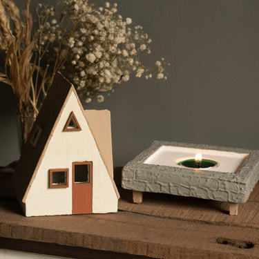 Tealight Cottage (Beige & Brown)