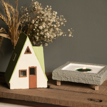 Tealight Cottage (Beige & Green)