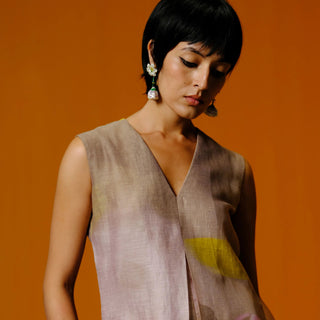 Falling Lily Dangler - Kala Curry