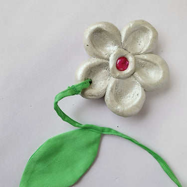 FLOWER BAG CHARM - Kala Curry