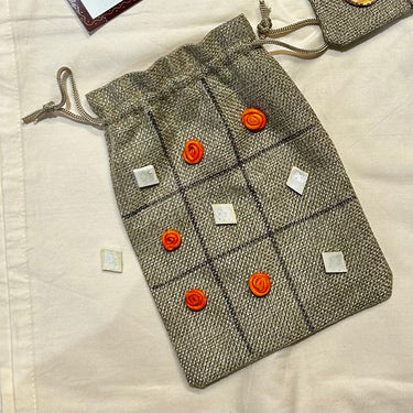 Jalebi and kaju katli tic tac toe