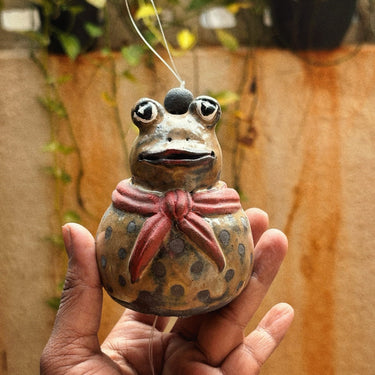 Frog Bell - The dapper Hopper