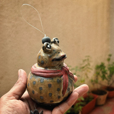 Frog Bell - The dapper Hopper