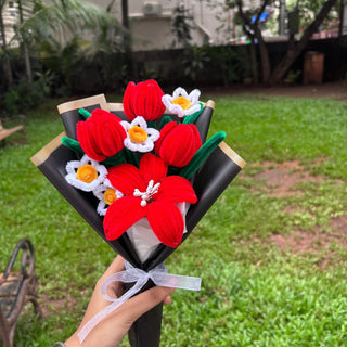 Red tulip bouquet - Kala Curry