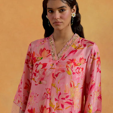 Tiny Lily Dangler - Kala Curry